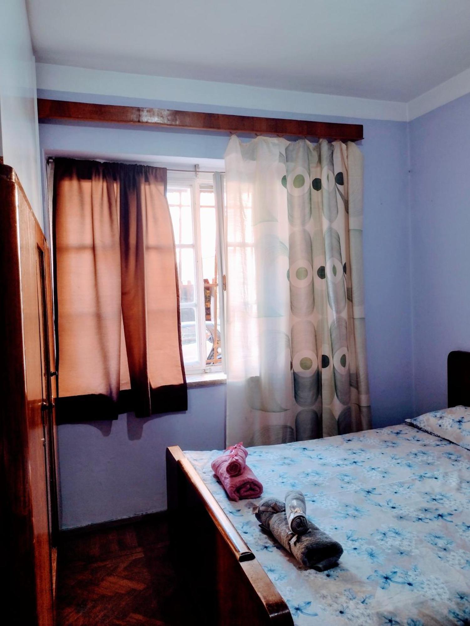 Era Echoes - Preserved Historical Apartment Tirana Extérieur photo